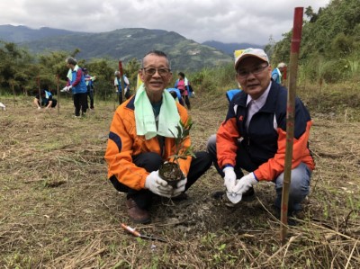 扶輪、社區齊動員，再造林地新生機